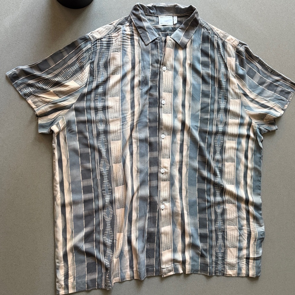 ASOS Men's Casual Gray and White Striped Shirt